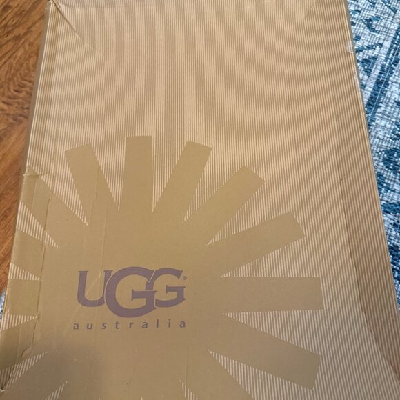 UGG 1936 SKYLAIR Size EU 38 /US 7 Knit Black Leather Shearling Lined Women Boots - Picture 5 of 6